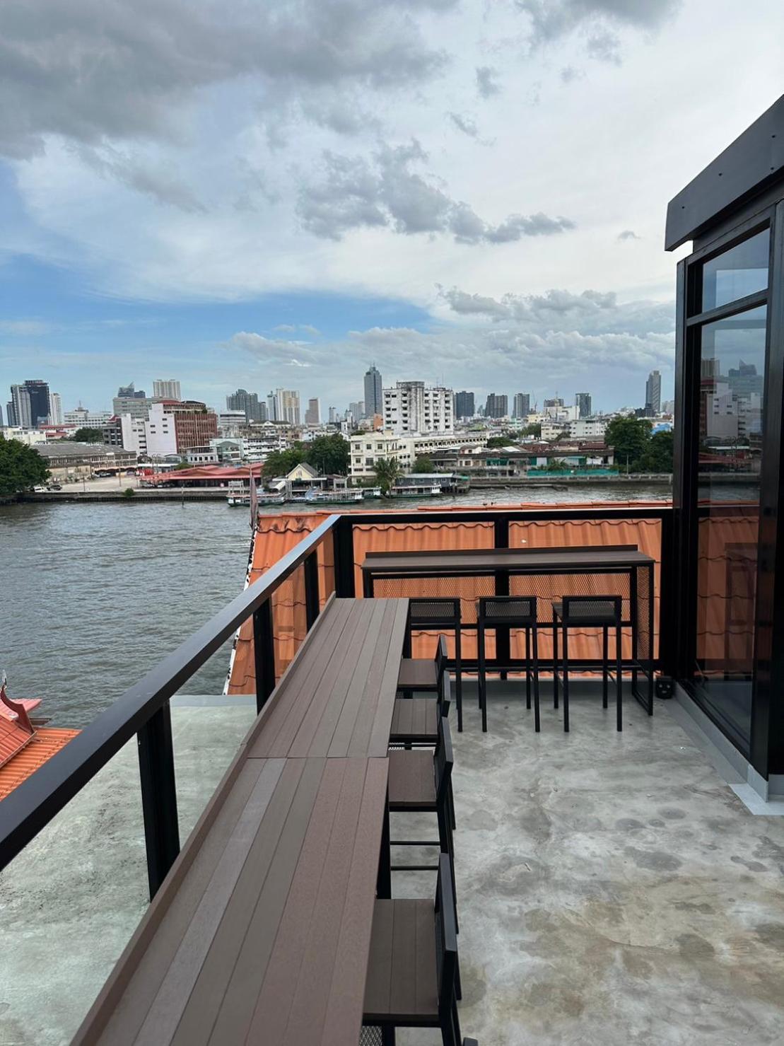 Pier 808 Hostel Bangkok Esterno foto